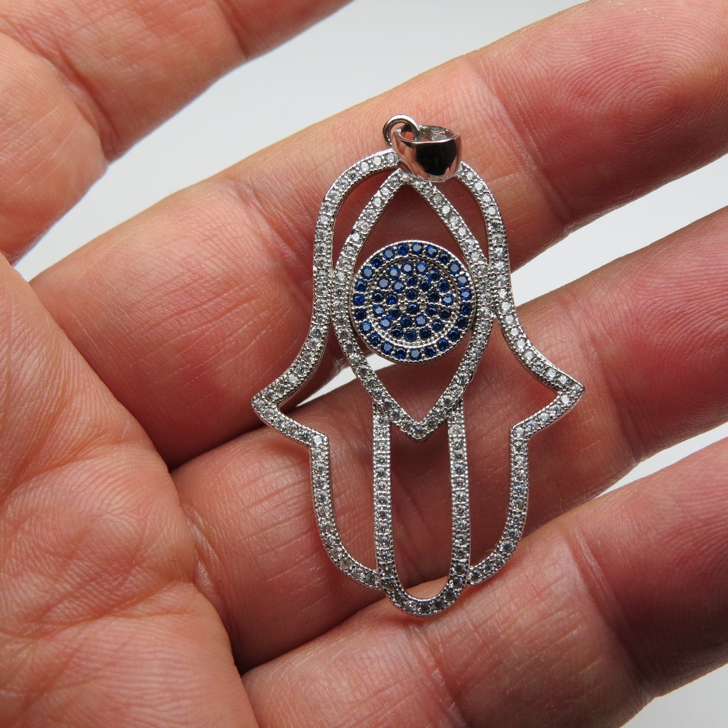 Sterling Silver Diamond Lucky Hand Chamse Pendant 131$